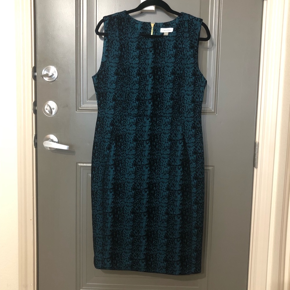 NWOT CALVIN KLEIN Teal with Black Velvet sleeveless special event dress
